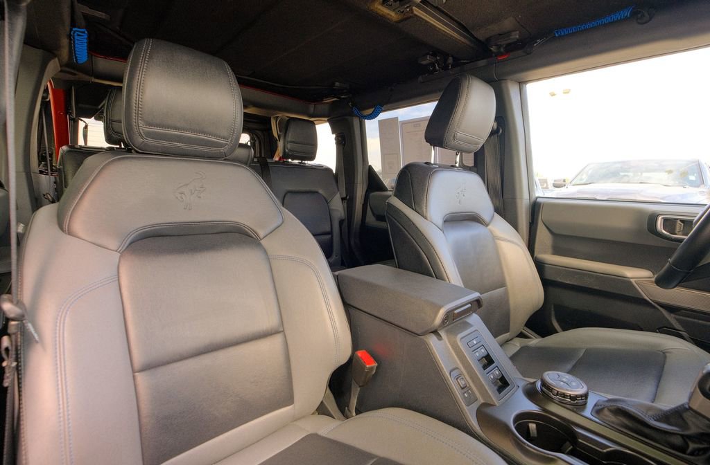 Used 2023 Ford Bronco Black Diamond image 17