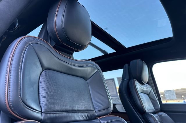 Used 2024 Lincoln Navigator Black Label image 16