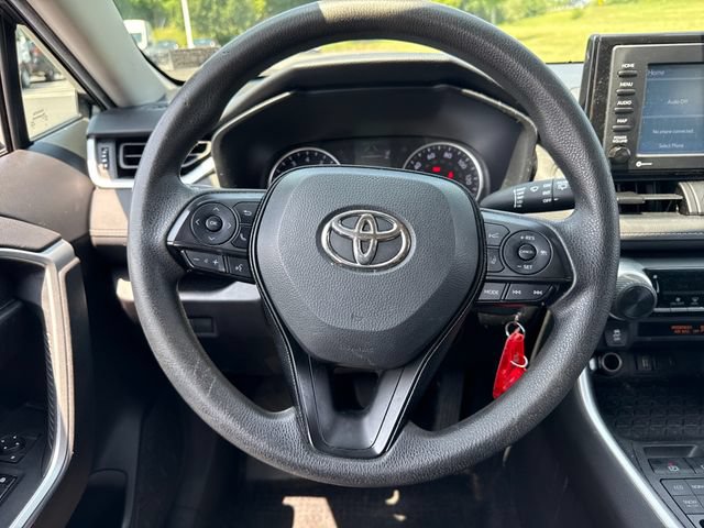 Used 2021 Toyota RAV4 LE AWD/4WD image 21