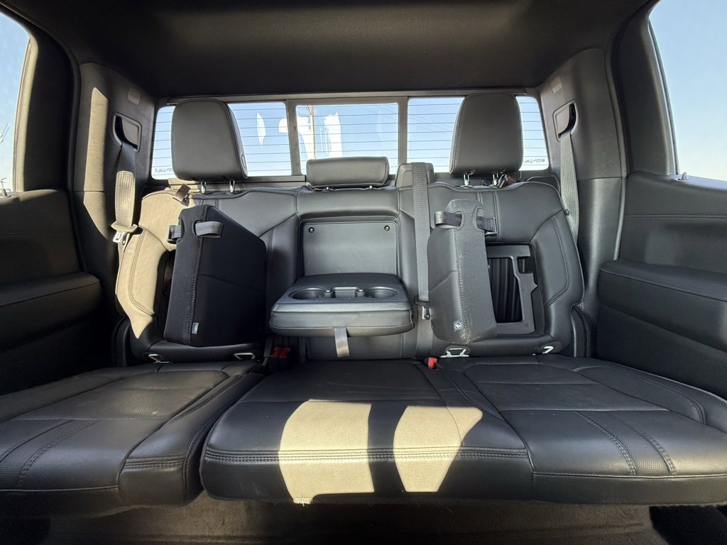 Used 2020 Chevrolet Silverado 1500 High Country w/ Technology Package image 30