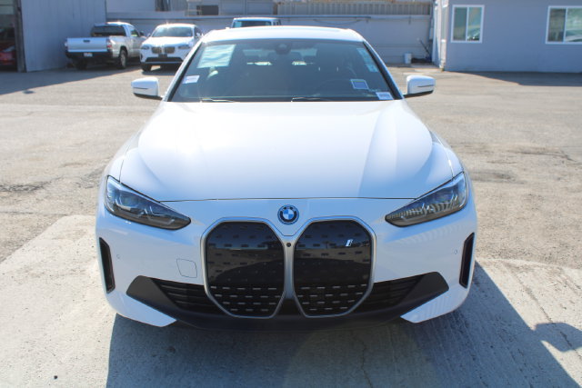 Used 2024 BMW i4 eDrive35 w/ Premium Package RWD image 2