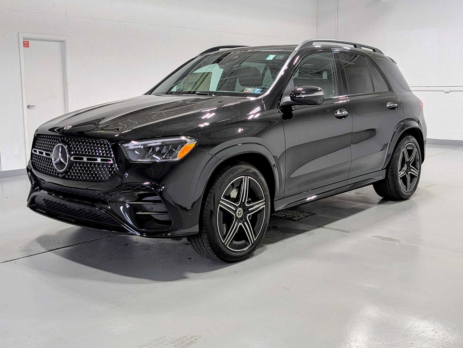 New 2026 Mercedes-Benz GLE 350 4MATIC image 1