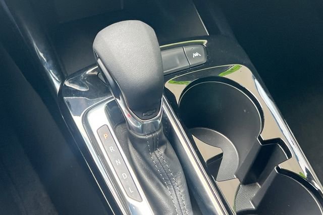 Used 2025 Chevrolet Trax LT w/ LT Convenience Package image 27