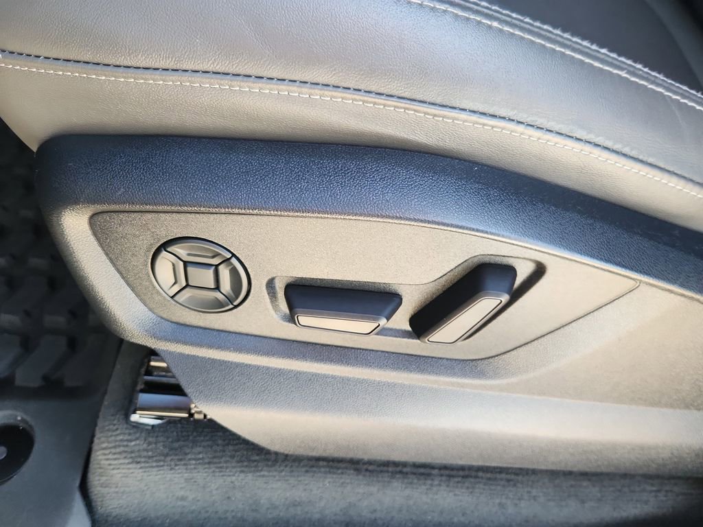 Used 2021 Audi Q8 Prestige w/ Prestige Package image 8