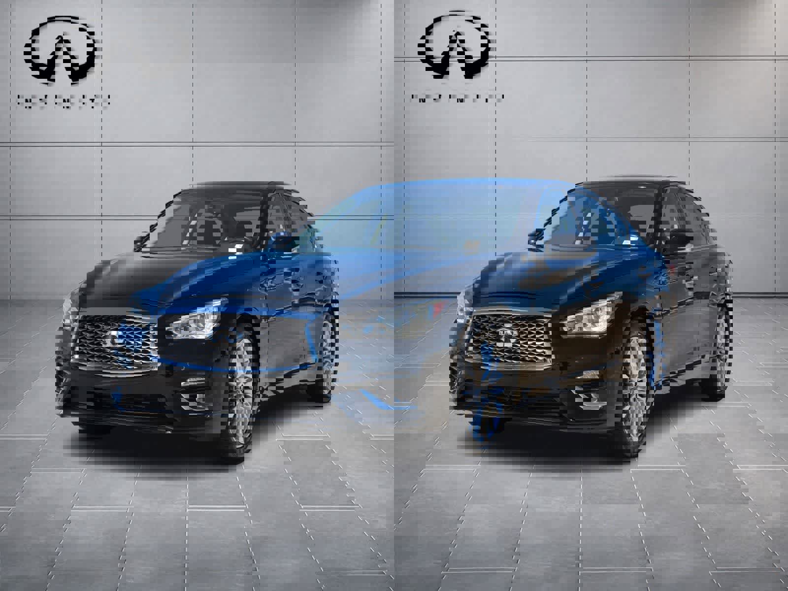 Used 2021 INFINITI Q50 Luxe image 1