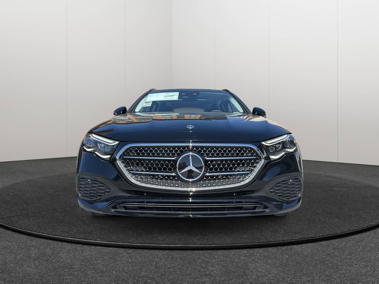 New 2026 Mercedes-Benz E 450 4MATIC All-Terrain Wagon image 2