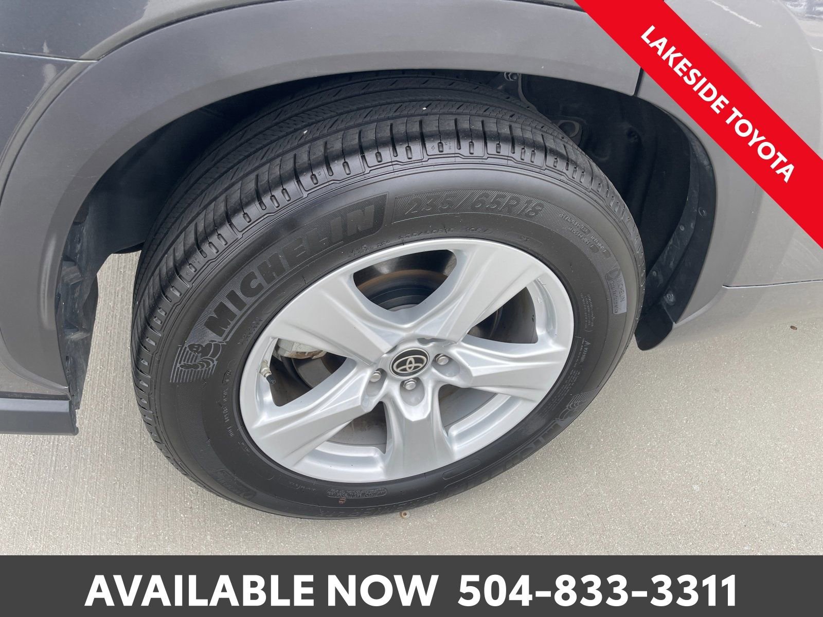 Used 2025 Toyota Highlander LE image 13