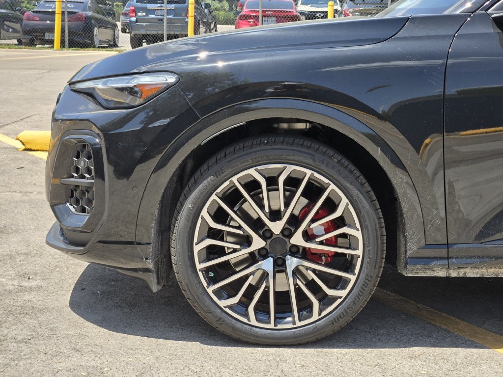 New 2026 Audi SQ5 Prestige AWD/4WD image 13