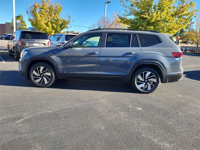 New 2026 Volkswagen Atlas SE image 2