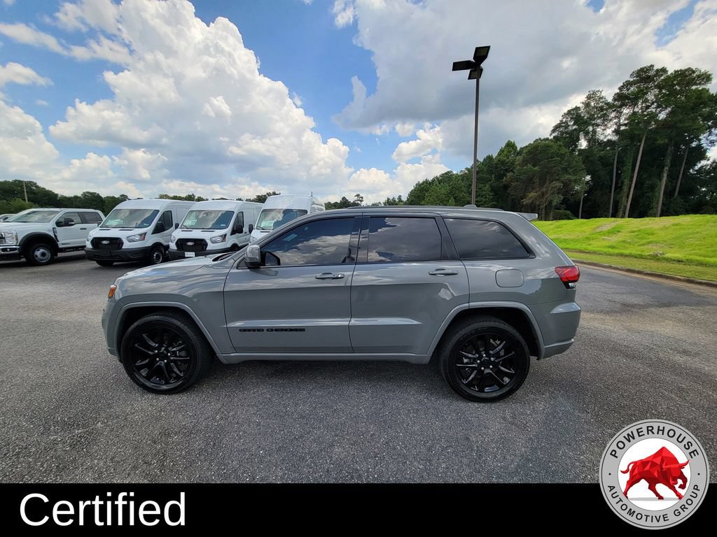 Used 2021 Jeep Grand Cherokee Laredo X RWD image 2