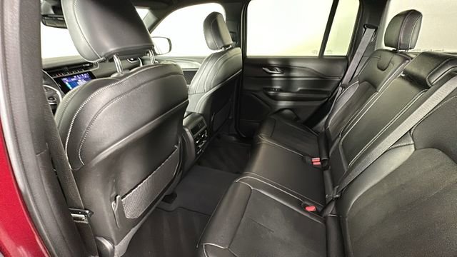 Certified 2023 Jeep Grand Cherokee Altitude image 14