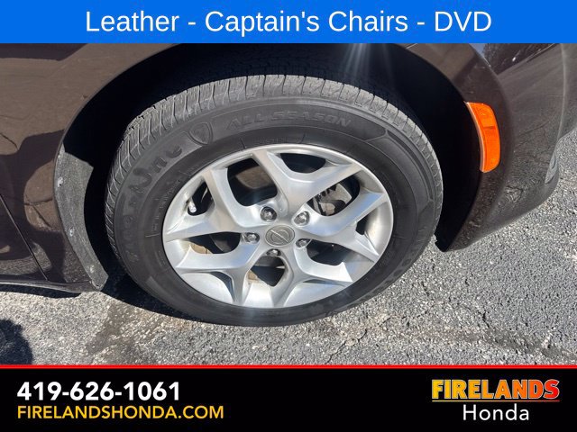 Used 2017 Chrysler Pacifica Touring-L Plus w/ Tire & Wheel Group FWD image 47
