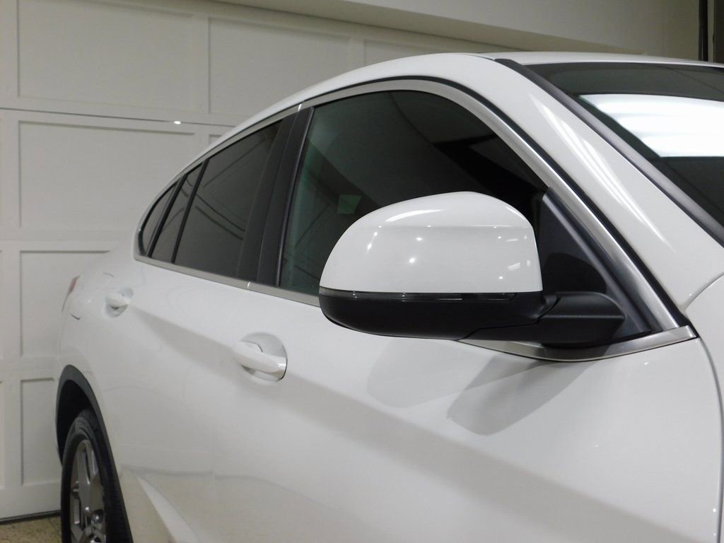 Used 2023 BMW X4 xDrive30i image 8