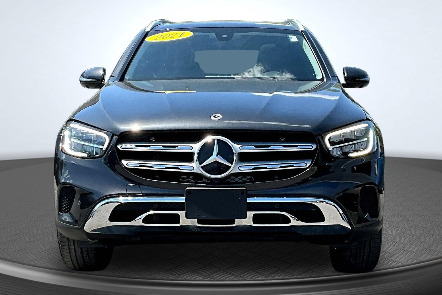 Used 2021 Mercedes-Benz GLC 300 w/ Premium Package image 2