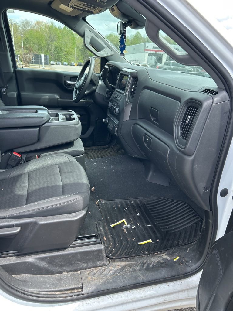 Used 2023 Chevrolet Silverado 1500 Custom w/ LPO, Dark Essentials Package image 9