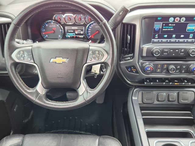 Used 2015 Chevrolet Silverado 1500 LTZ Z71 w/ LTZ Plus Package AWD/4WD image 29