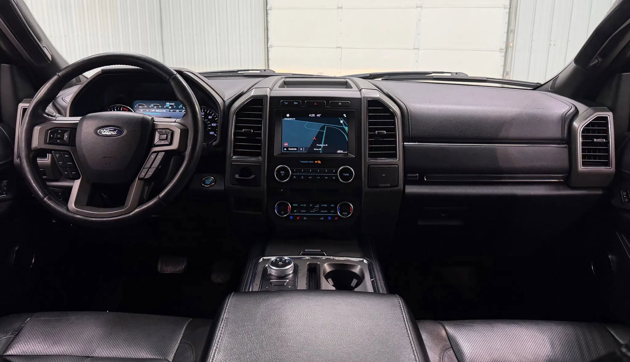 Used 2018 Ford Expedition Max XLT w/ Equipment Group 202A image 13