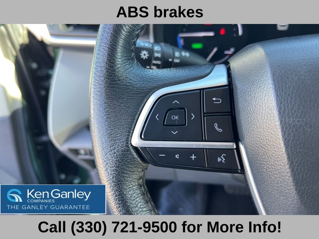 Used 2023 Toyota Sienna XLE image 30