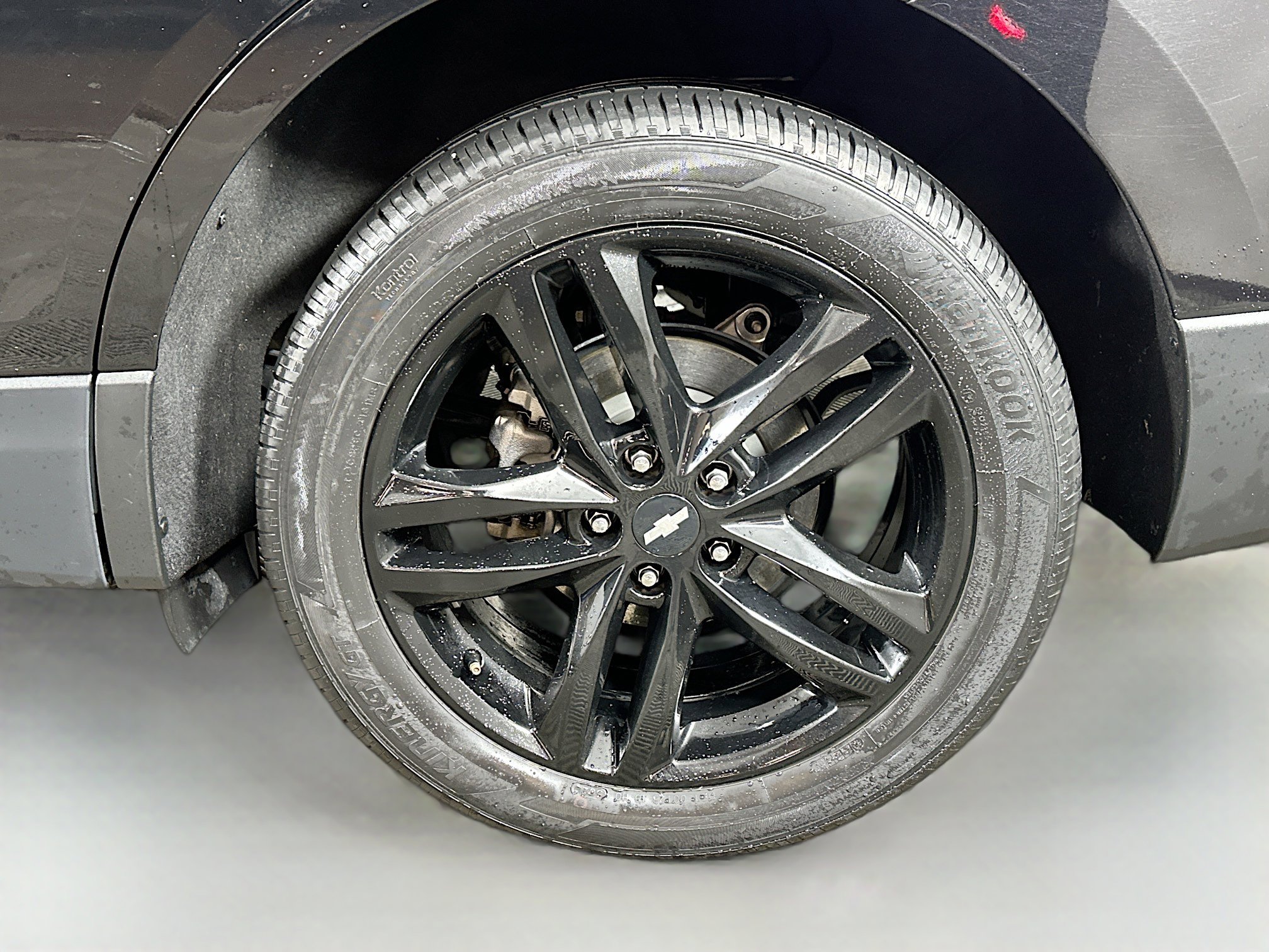 Used 2021 Chevrolet Equinox LT FWD image 28