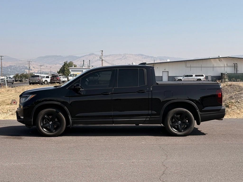 Used 2021 Honda Ridgeline Black Edition image 2