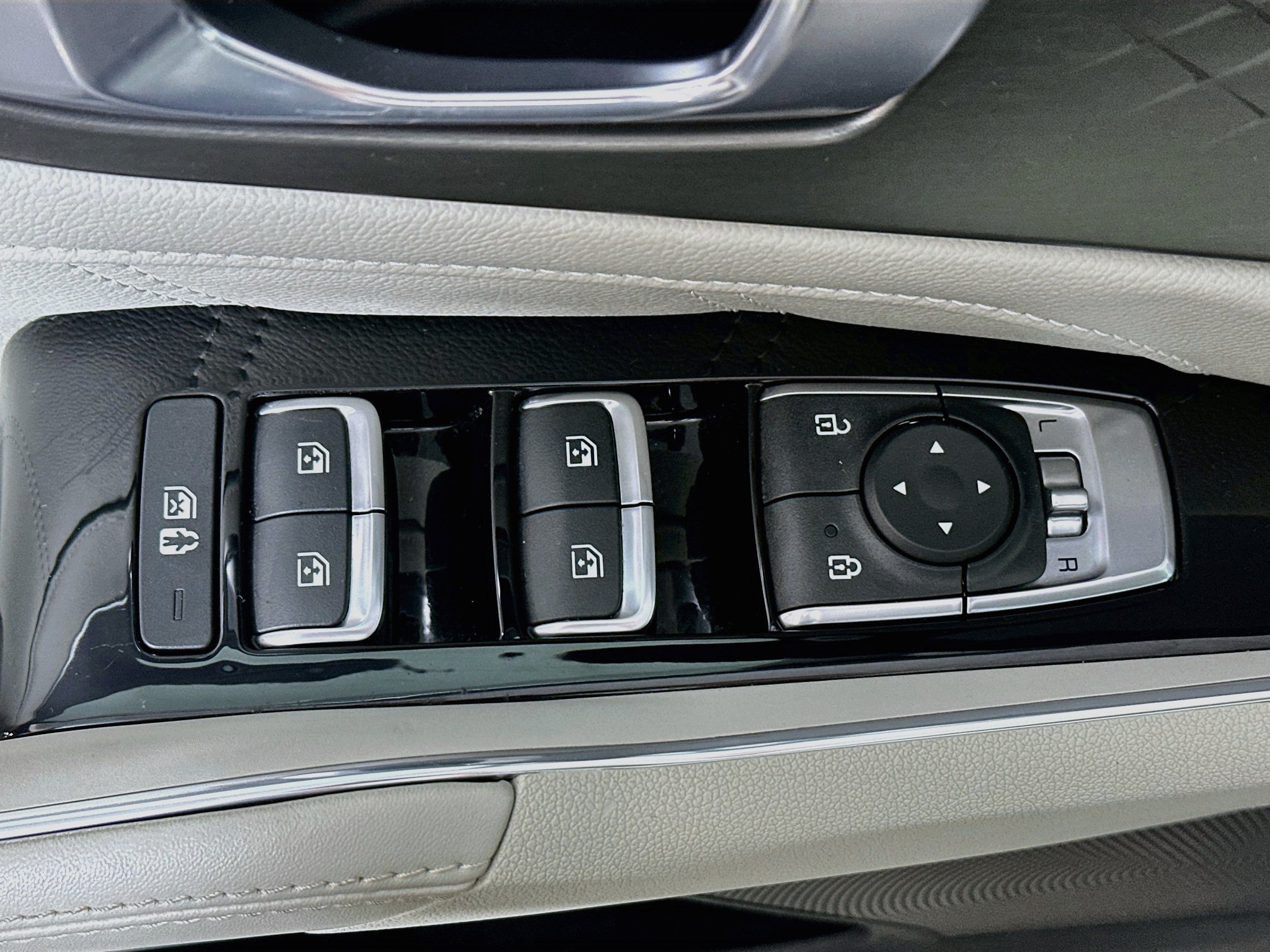 Used 2022 Kia Sorento SX AWD/4WD image 18