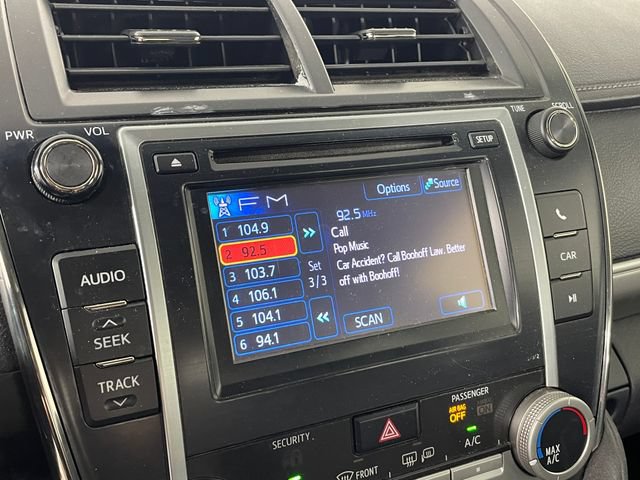 Used 2012 Toyota Camry SE FWD image 5
