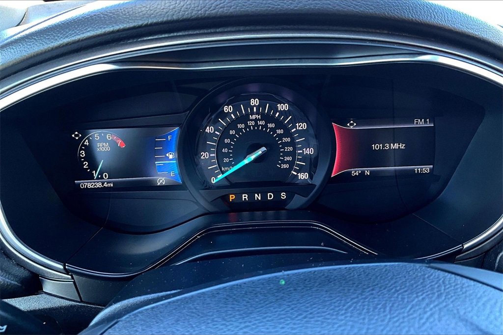 Used 2019 Ford Fusion SE image 18