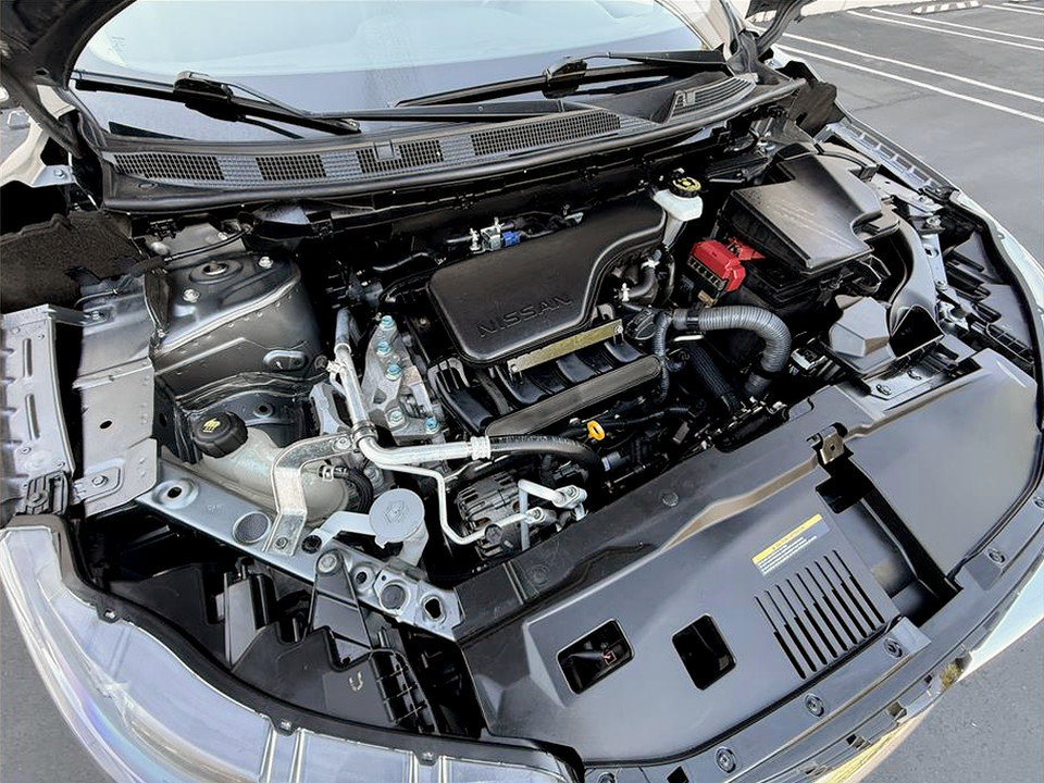 Used 2021 Nissan Rogue Sport S image 13