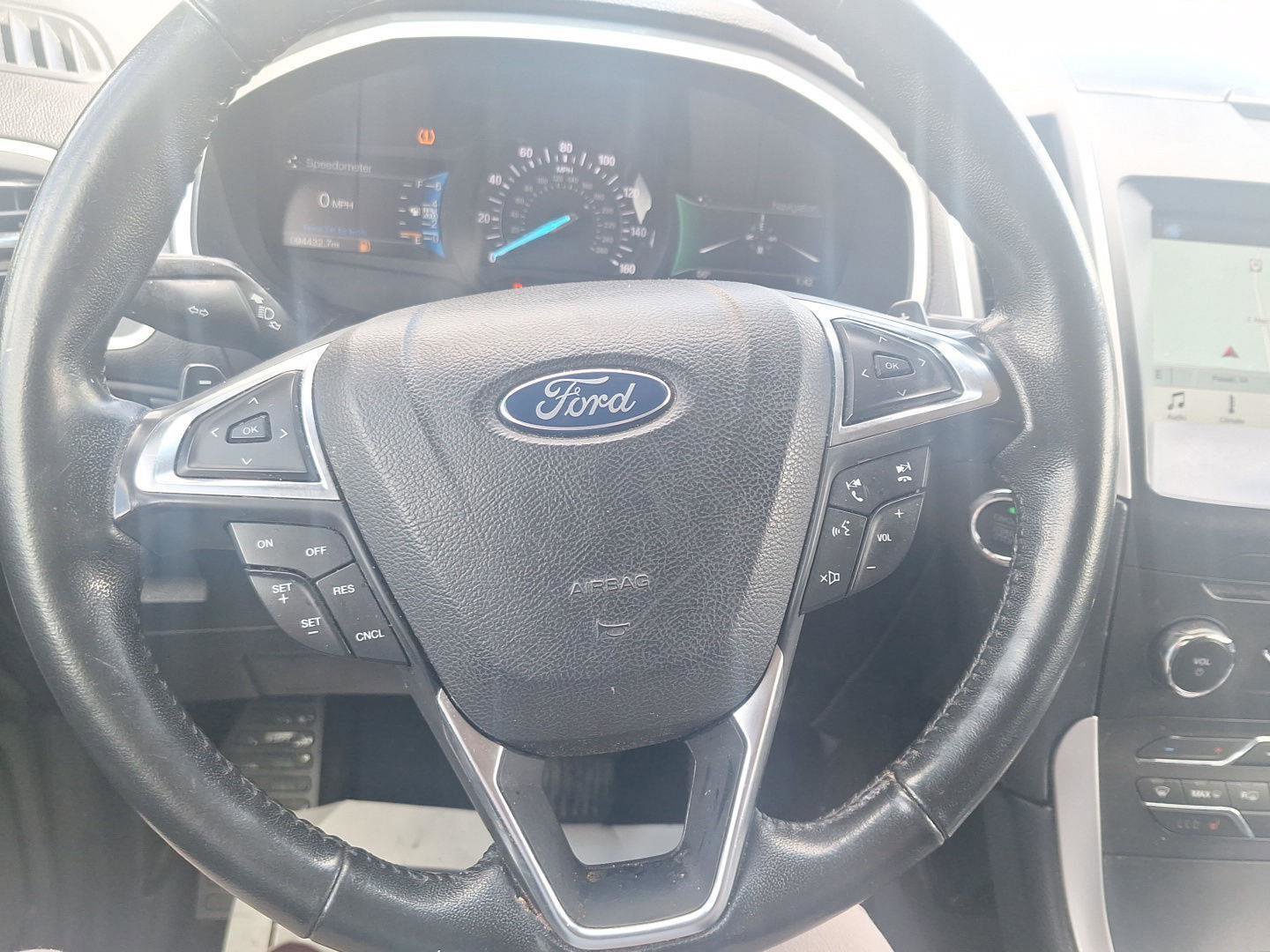 Used 2017 Ford Edge SEL w/ Equipment Group 201A AWD/4WD image 22