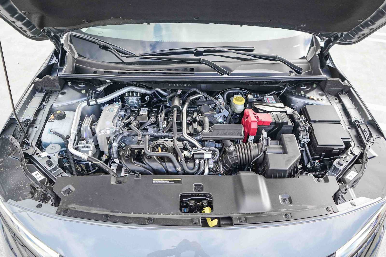 New 2027 Nissan Sentra SR w/ SR Premium Package FWD image 13