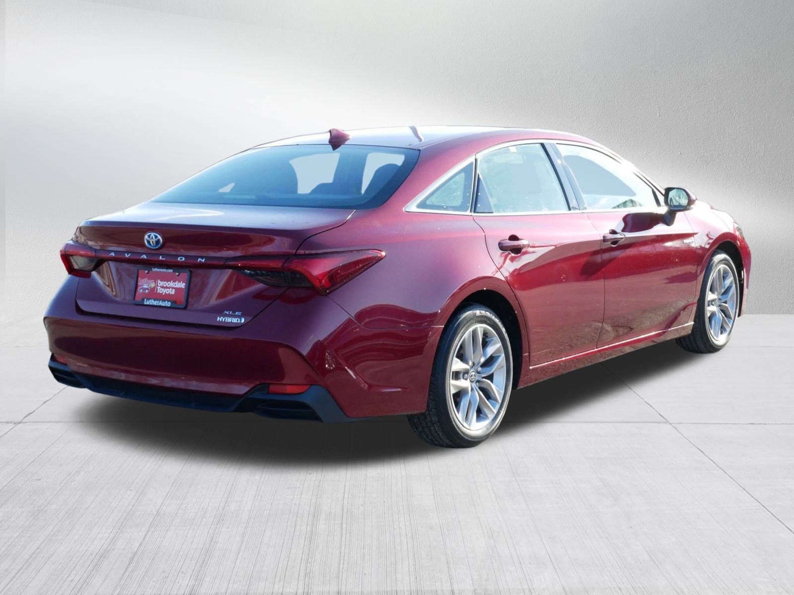 Certified 2020 Toyota Avalon XLE image 7