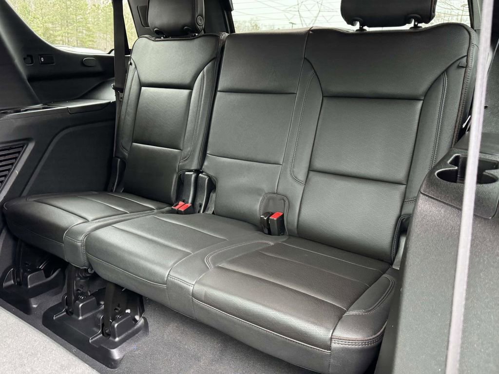 Used 2024 Chevrolet Tahoe High Country AWD/4WD image 18