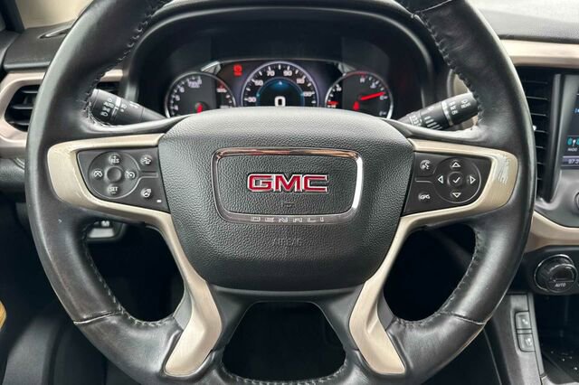 Used 2017 GMC Acadia Denali w/ Technology Package AWD/4WD image 26