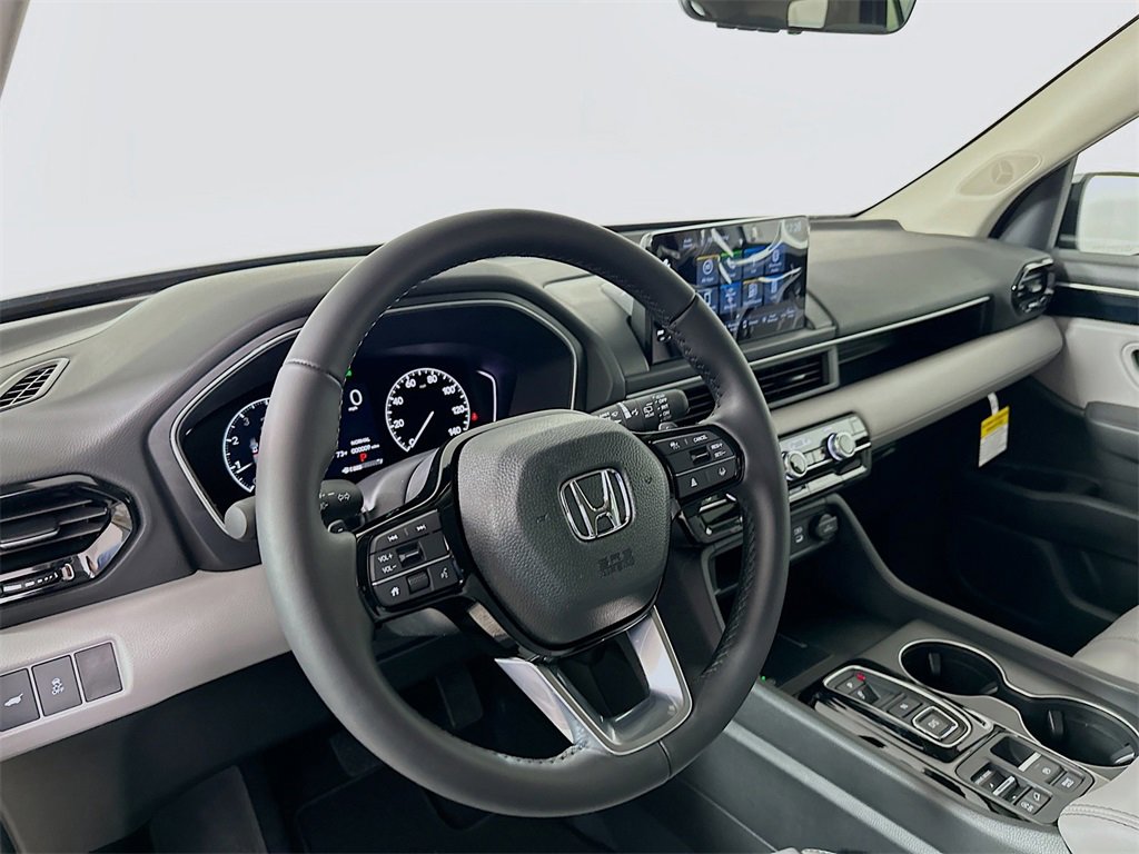 New 2025 Honda Pilot EX-L image 10