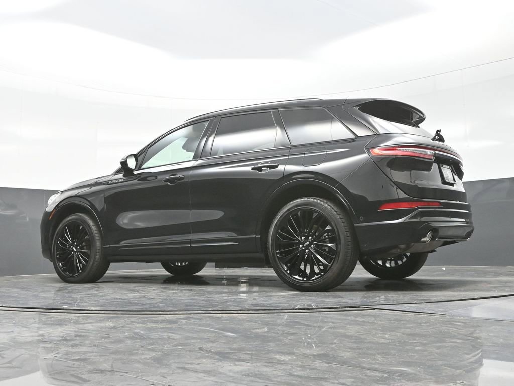 Used 2023 Lincoln Corsair Reserve w/ Equipment Group 202A image 28