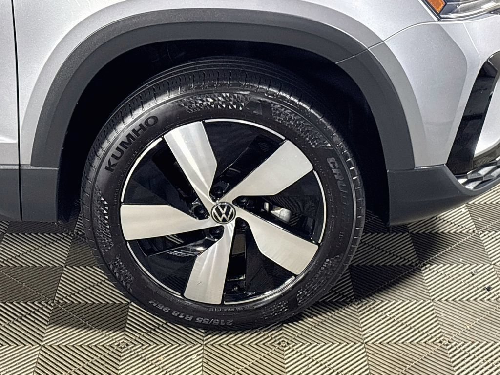 Certified 2024 Volkswagen Taos S AWD/4WD image 23
