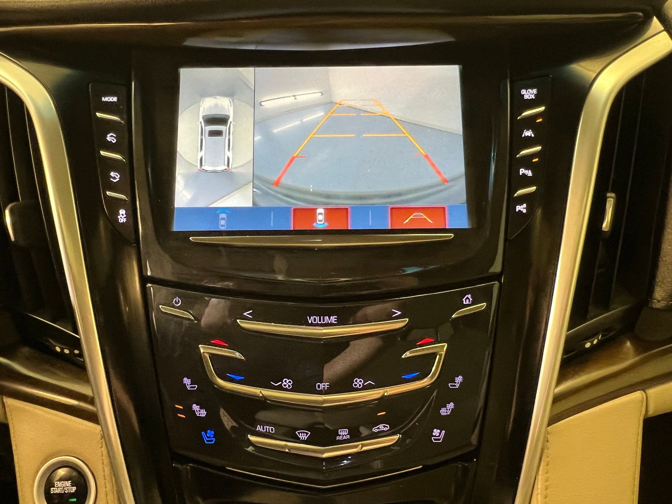 Used 2018 Cadillac Escalade Premium Luxury image 28