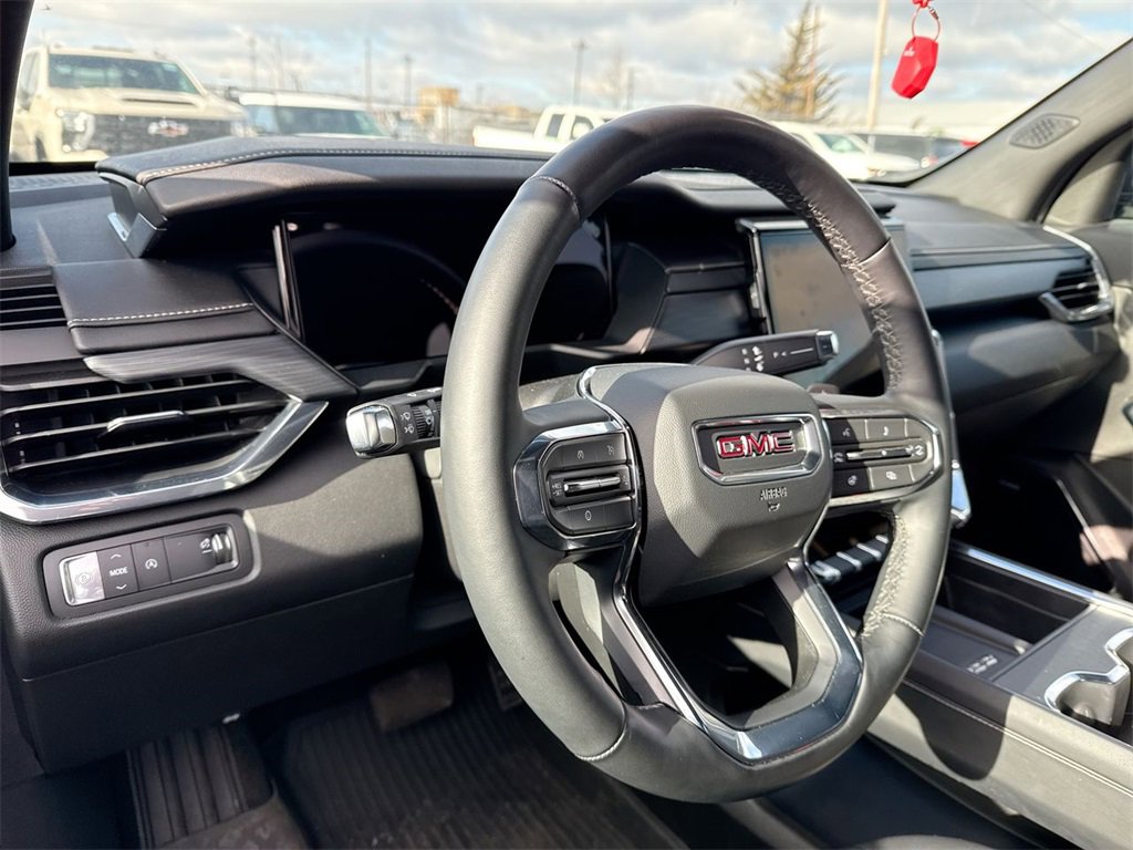 Used 2024 GMC Acadia Elevation w/ Luxury Package image 7