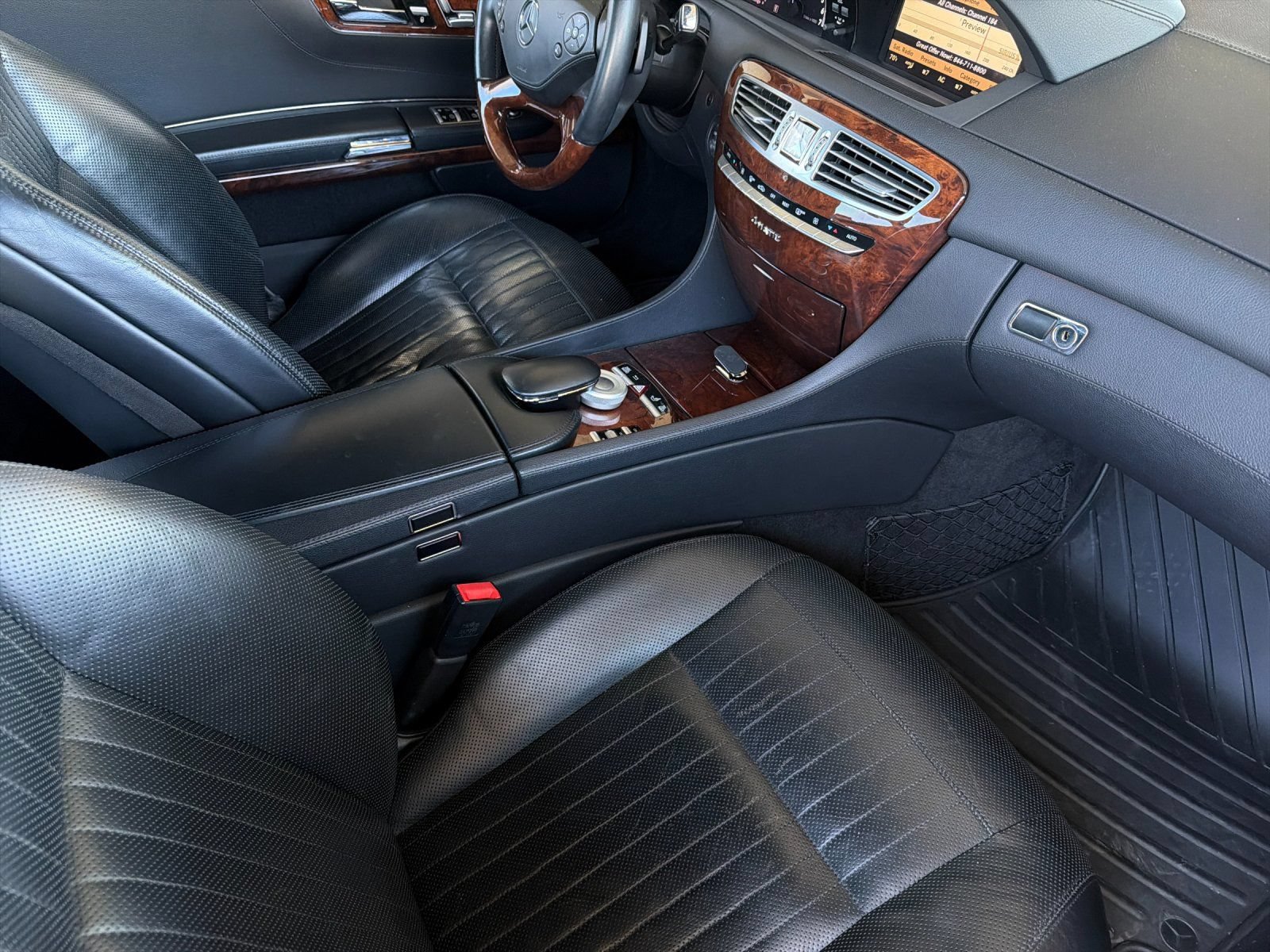 Used 2013 Mercedes-Benz CL 550 4MATIC image 15