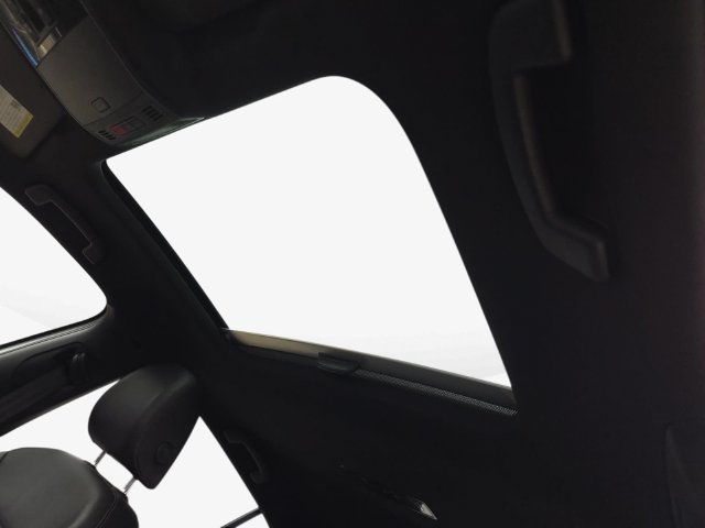 Used 2015 Volkswagen GTI SE FWD image 29