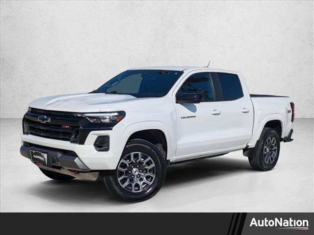 Used 2023 Chevrolet Colorado Z71 w/ Z71 Convenience Package 2