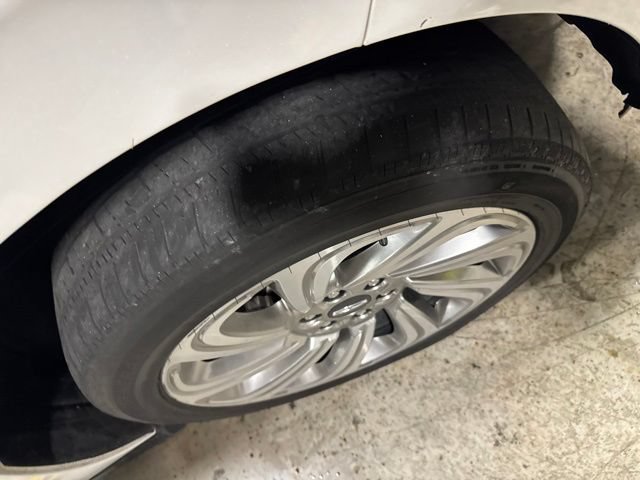 Certified 2024 Lincoln Navigator Premiere AWD/4WD image 7