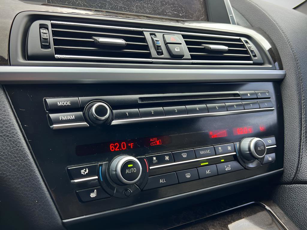 Used 2013 BMW 650i Convertible image 40