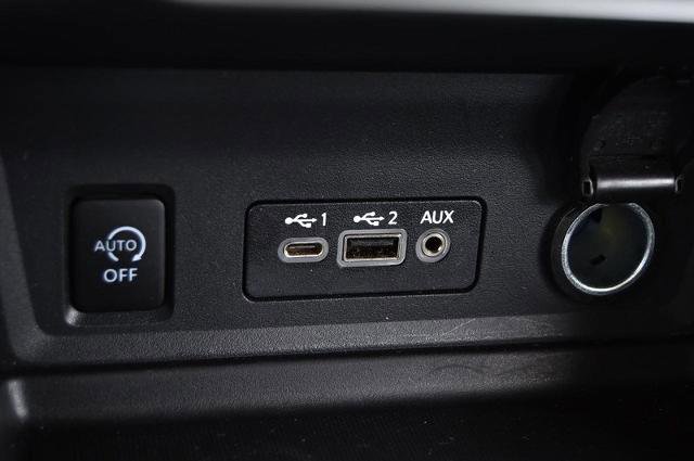 Certified 2025 Nissan Sentra SR image 16