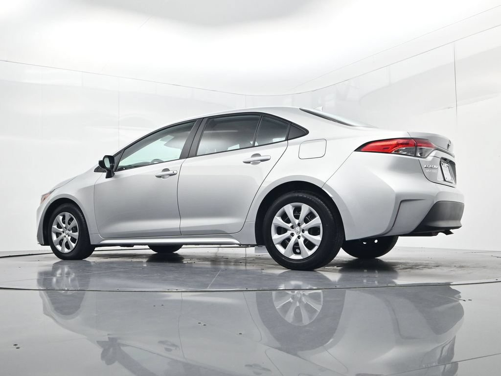 Used 2023 Toyota Corolla LE FWD image 37