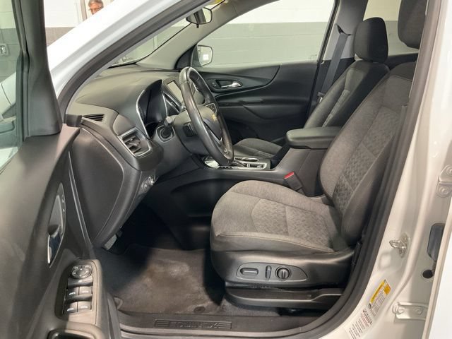 Used 2022 Chevrolet Equinox LT FWD image 19
