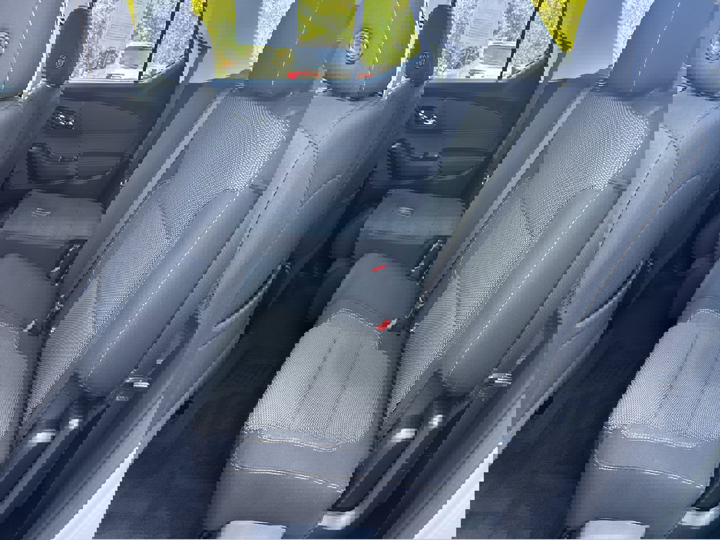 Used 2021 Chevrolet Traverse LS image 8