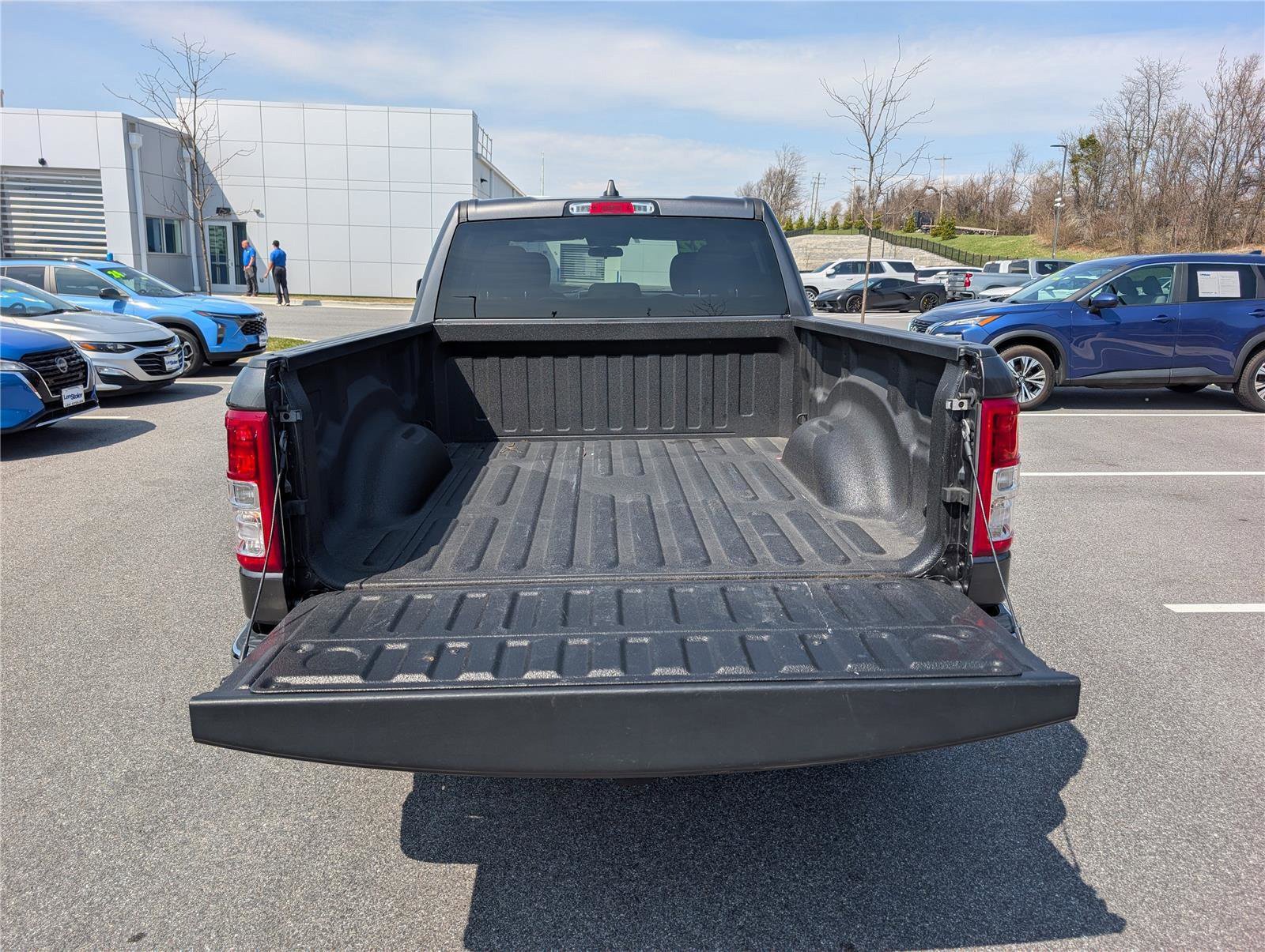 Used 2022 RAM 1500 Big Horn AWD/4WD image 13