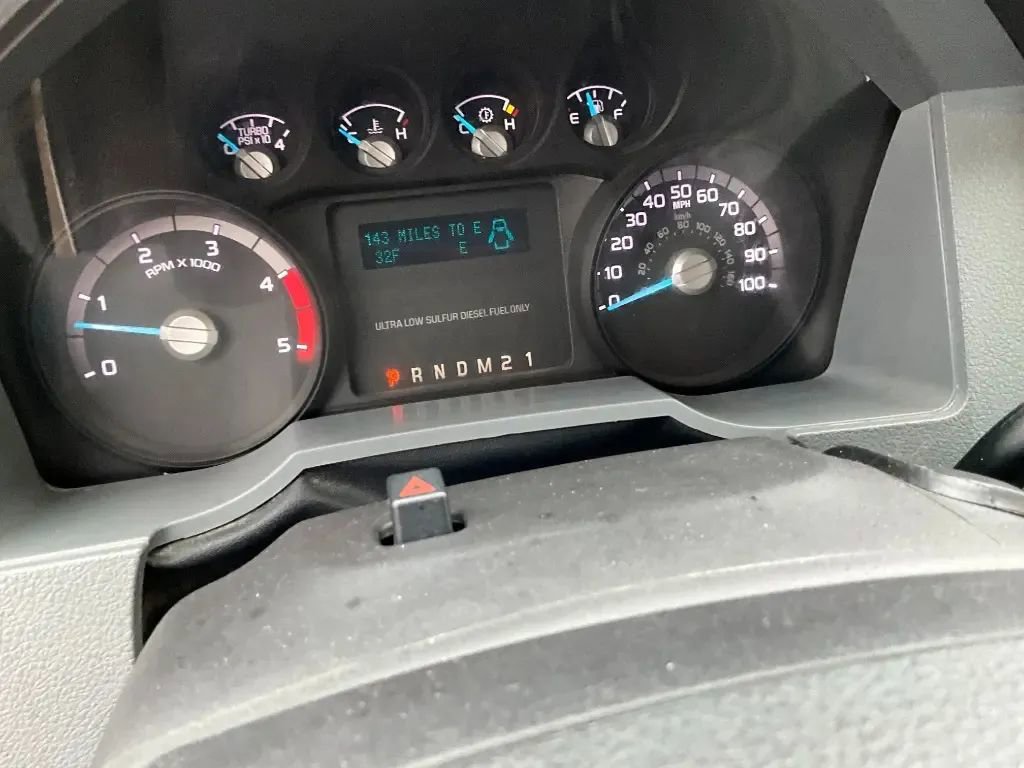 Used 2016 Ford F550 4x4 Crew Cab Super Duty image 3