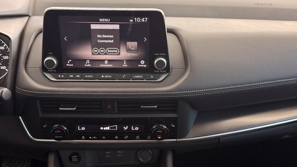 Used 2024 Nissan Rogue SV w/ SV Premium Package FWD image 23